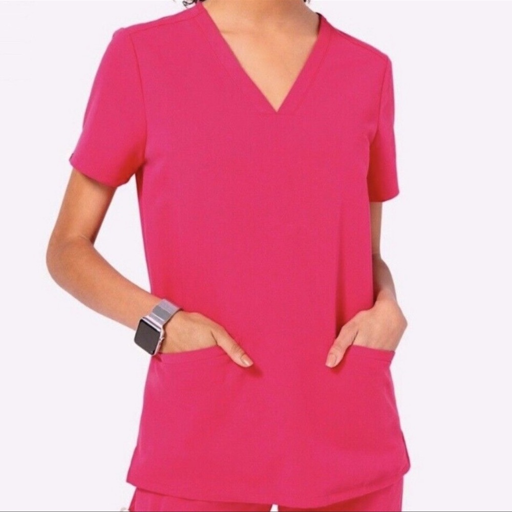 Figs shocking pink scrub top size small! Great condition!
